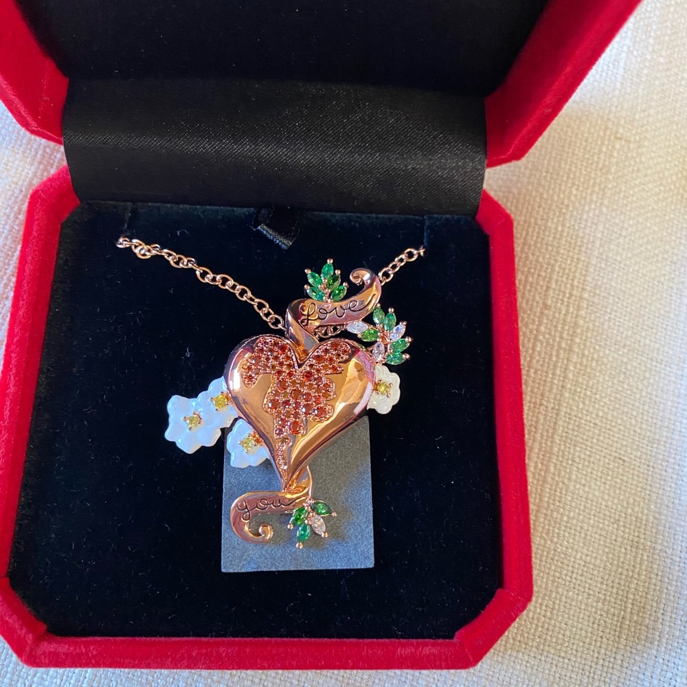 Rose Gold Heart Pendant Necklace